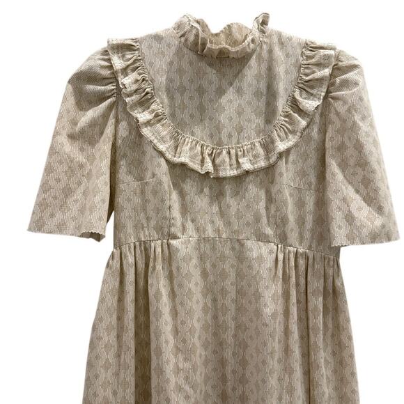 VTG 1940s Ruffle Dress Waisted Half Sleeve Lace Fabric Back Zip Closure - Picture 2 of 7